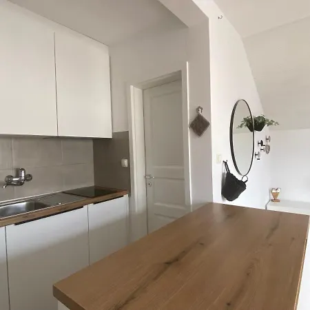 Appartamento Tara With Balcony Bled